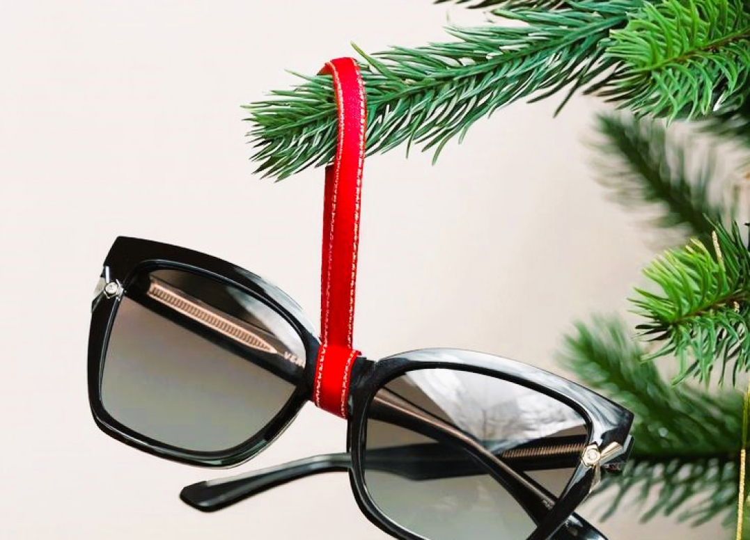 ЦЕ - НО - ПАД  - 50%! на солнцезащитные очки.